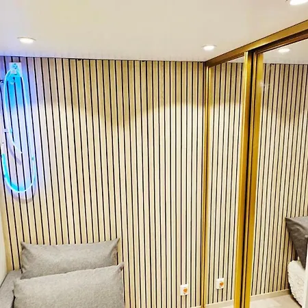 Spacious House With Stunning Mountain Views 펜션 베르겐